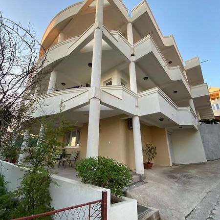 Dajkovic Apartmani Bar Eksteriør bilde