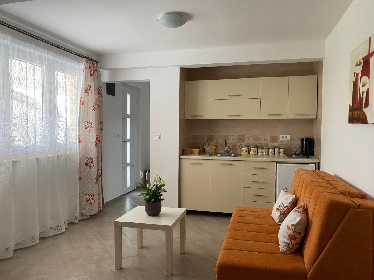 Dajkovic Apartmani Bar Eksteriør bilde